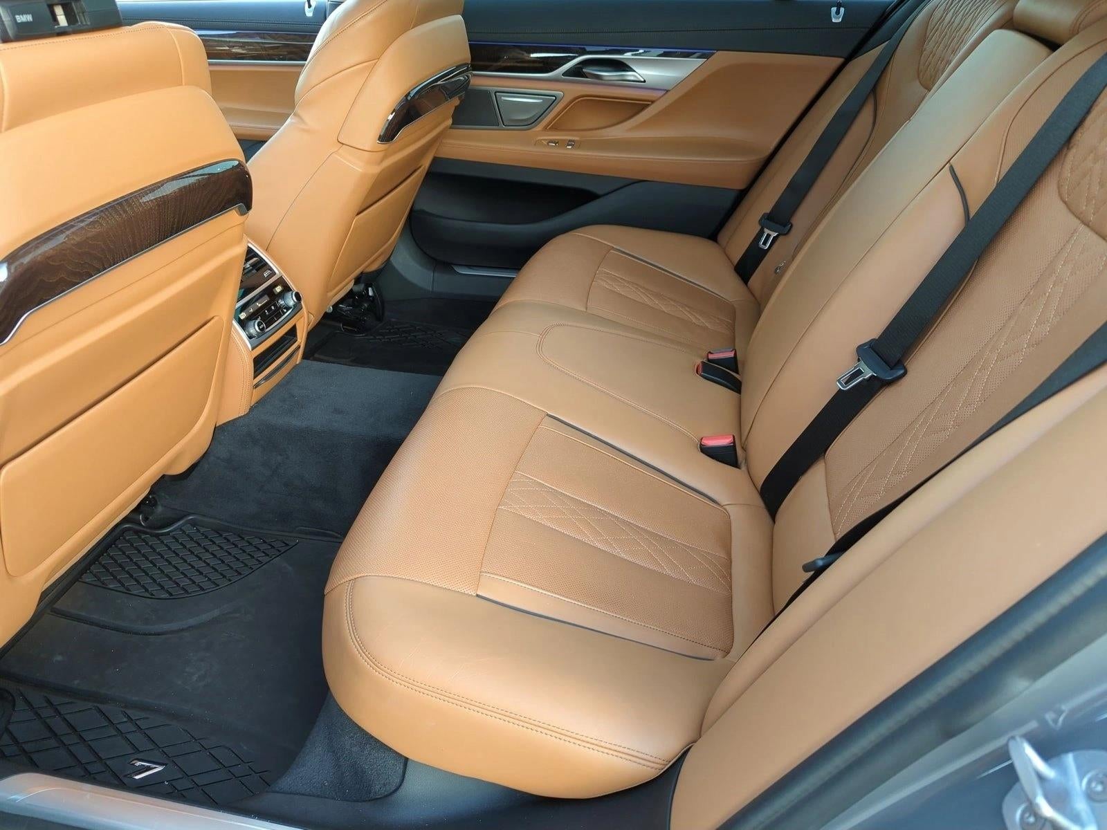 2020 BMW 750i xDrive Sedan