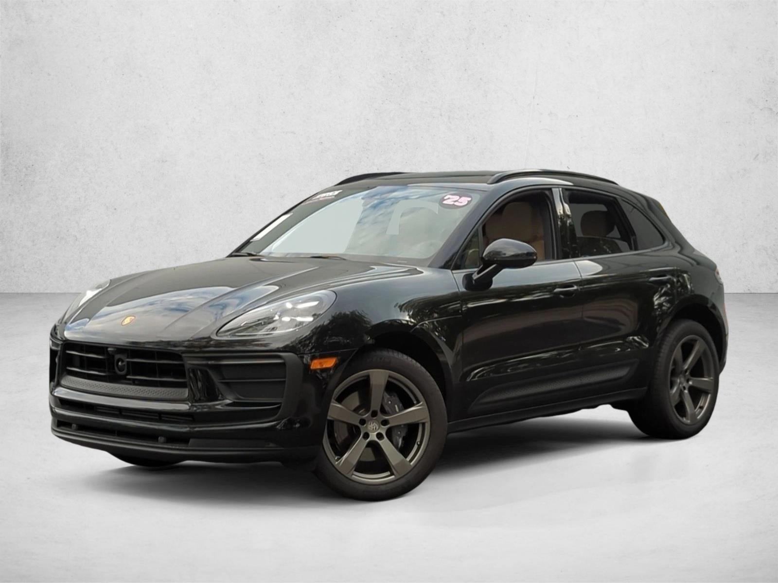 2025 Porsche Macan AWD