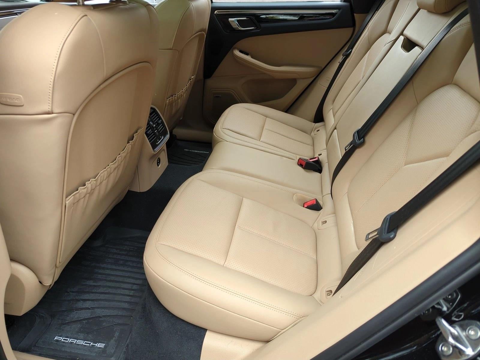 2025 Porsche Macan AWD