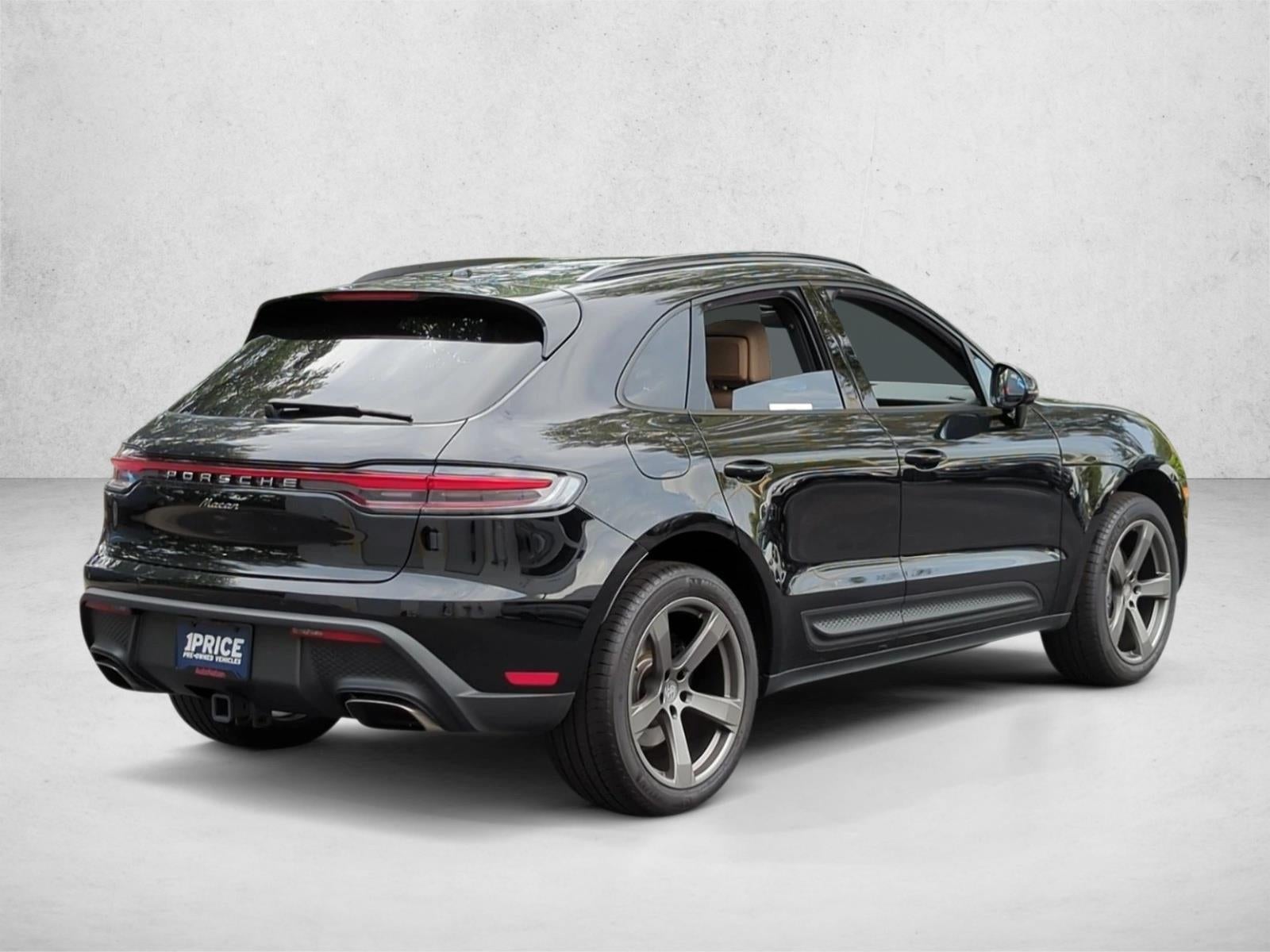 2025 Porsche Macan AWD