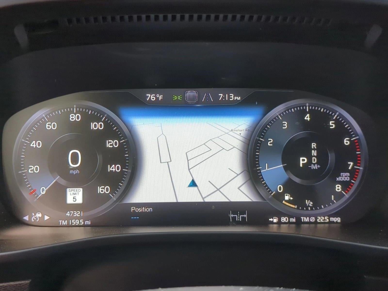 2022 Volvo XC40 T5 AWD R-Design