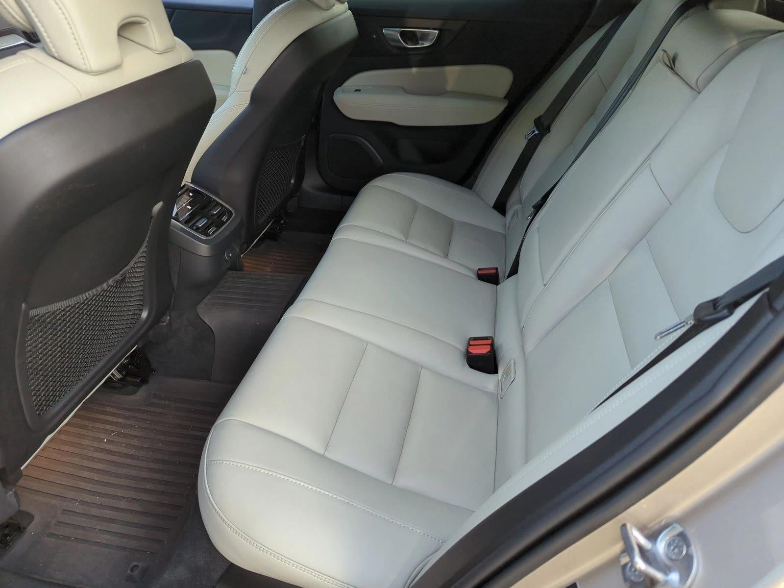 2024 Volvo V60 Cross Country B5 AWD Ultimate