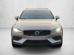 2024 Volvo V60 Cross Country B5 AWD Ultimate