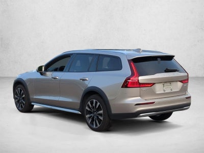 2024 Volvo V60 Cross Country B5 AWD Ultimate