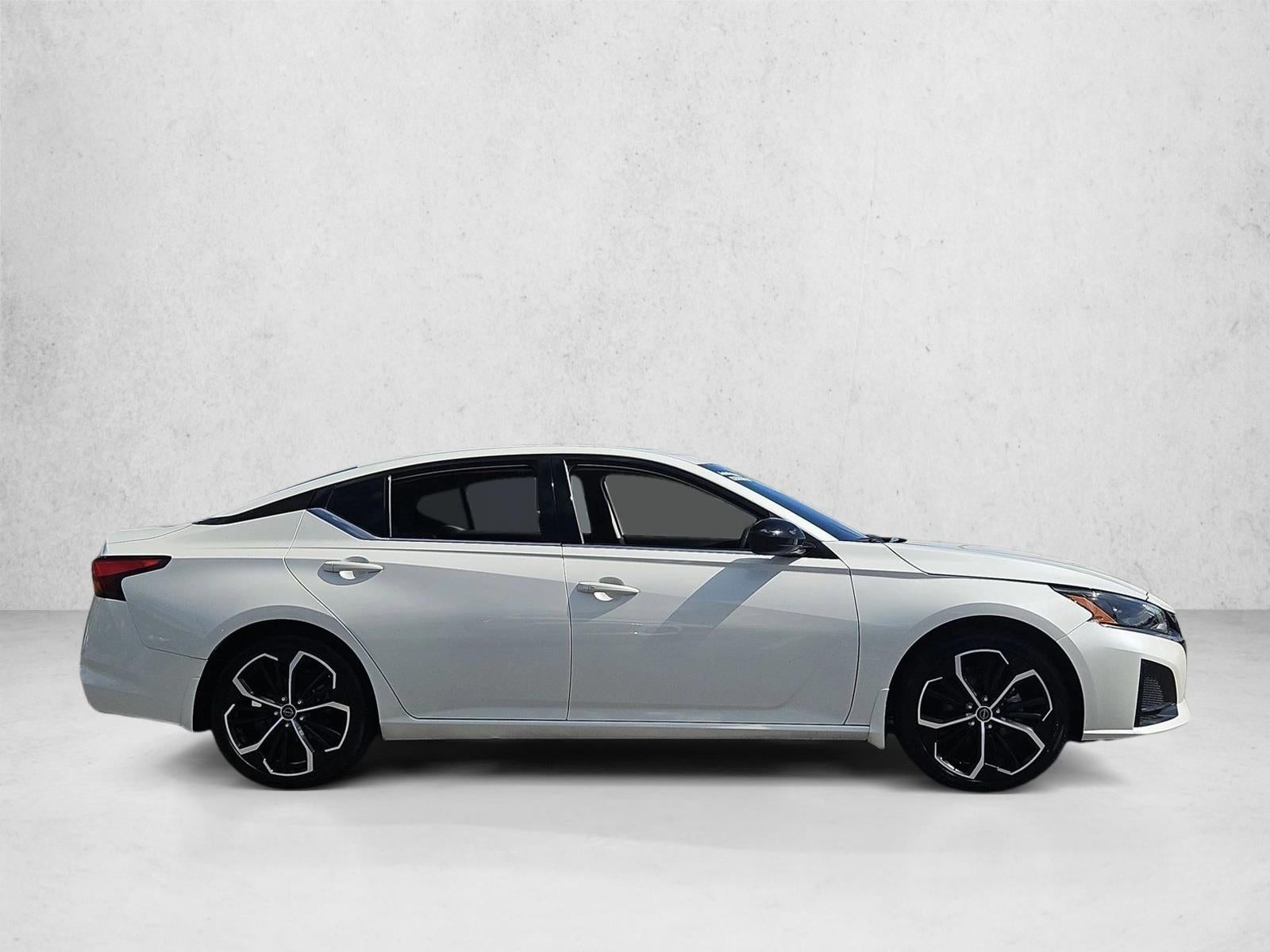 2024 Nissan Altima 2.5 SR Sedan