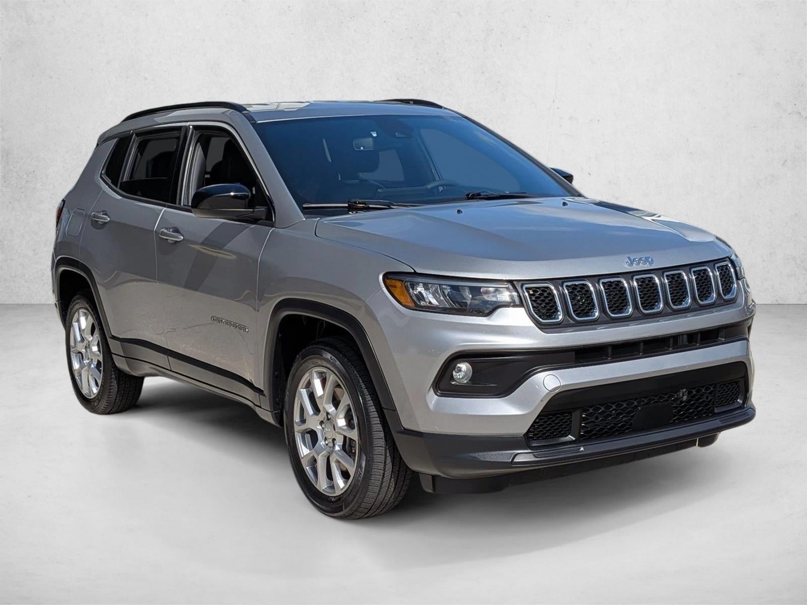 2023 Jeep Compass Latitude Lux 4x4