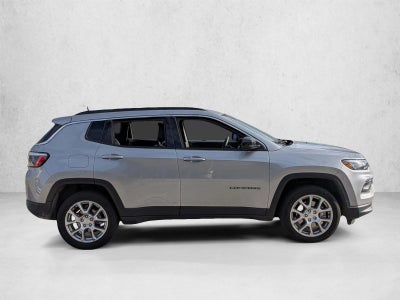 2023 Jeep Compass Latitude Lux 4x4