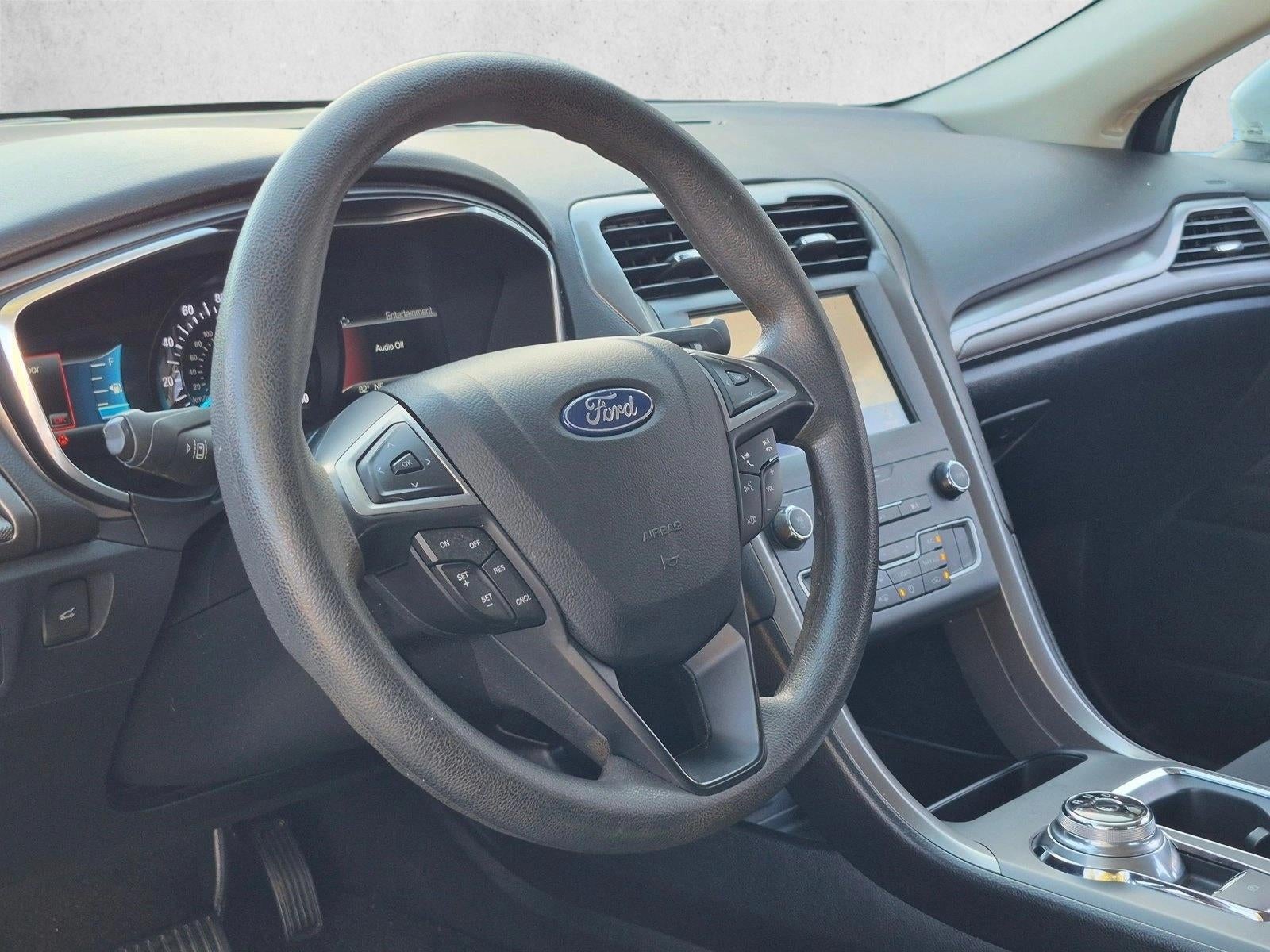 2020 Ford Fusion SE FWD