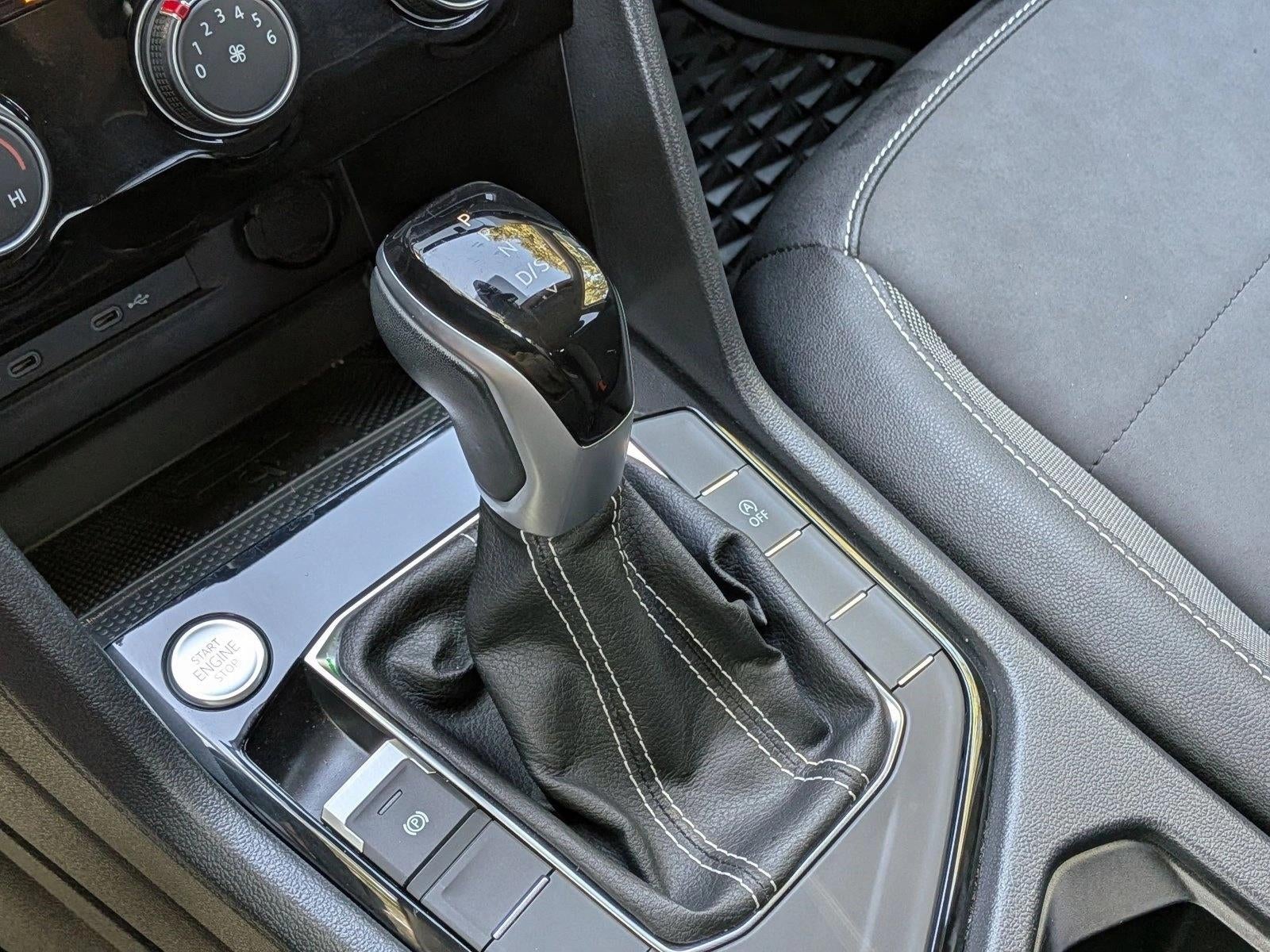 2023 Volkswagen Taos SE FWD