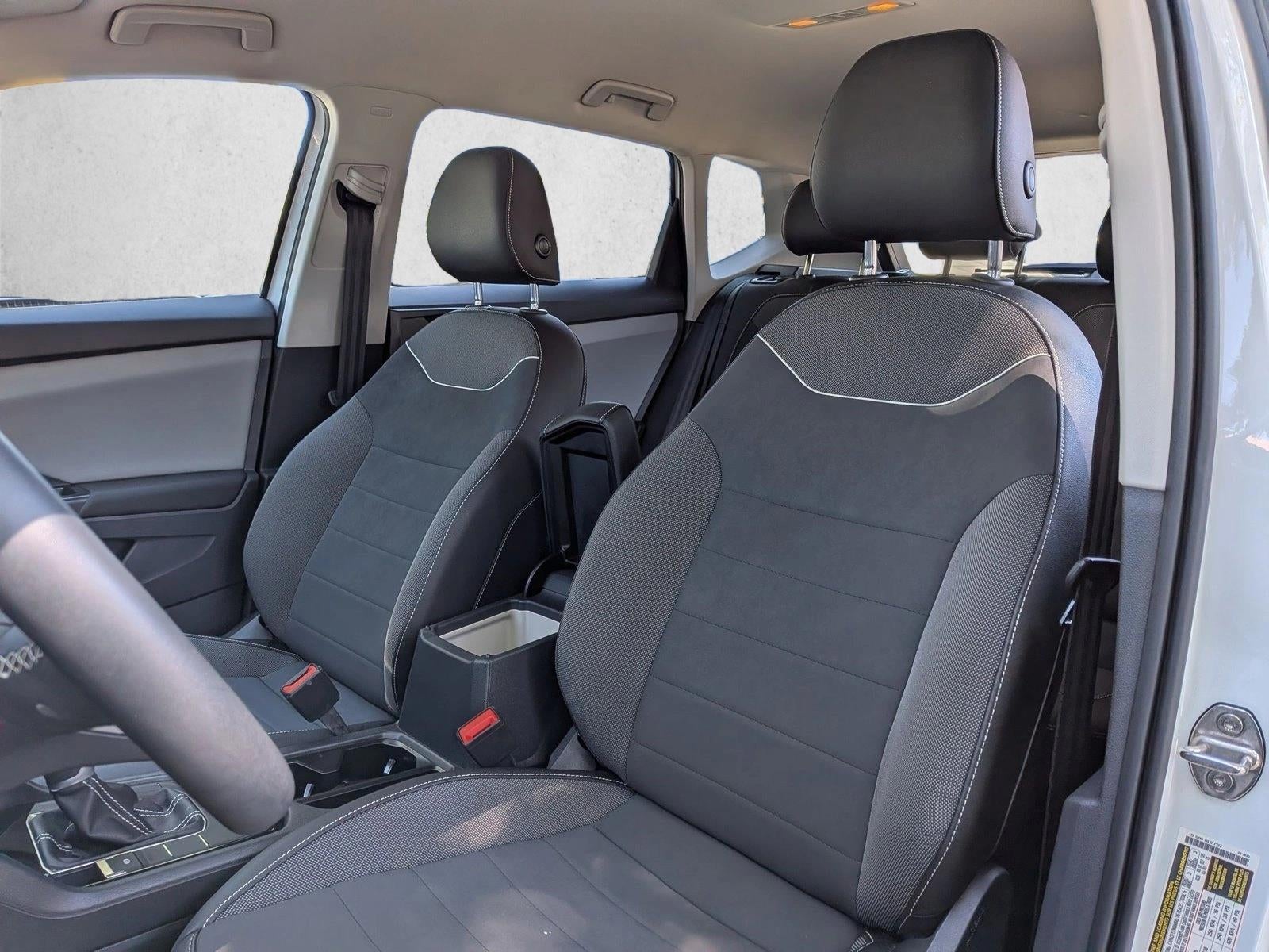 2023 Volkswagen Taos SE FWD