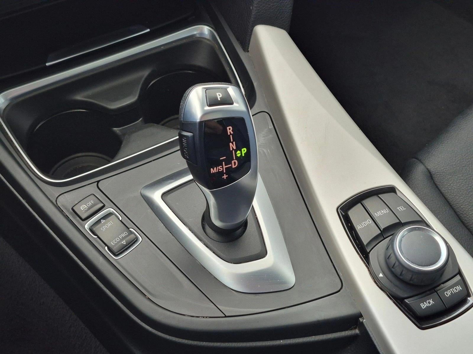 2015 BMW 320i Sedan