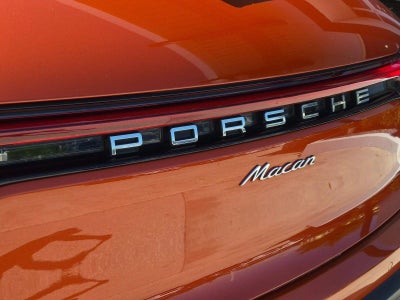2024 Porsche Macan AWD