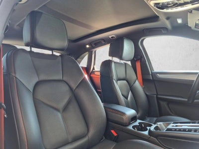 2024 Porsche Macan AWD