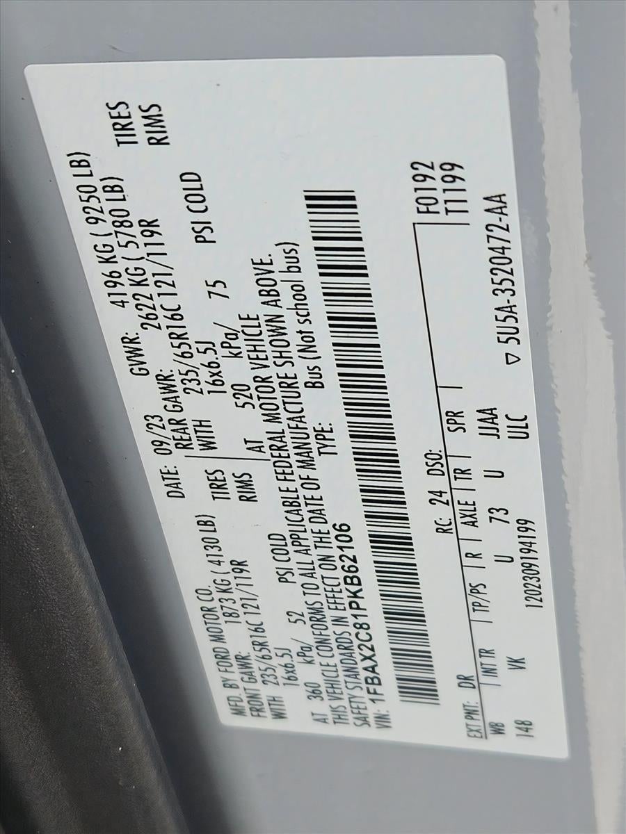 2023 Ford Transit Passenger Wagon T-350 148" Med Roof XL RWD