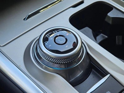 2023 Ford Explorer XLT RWD