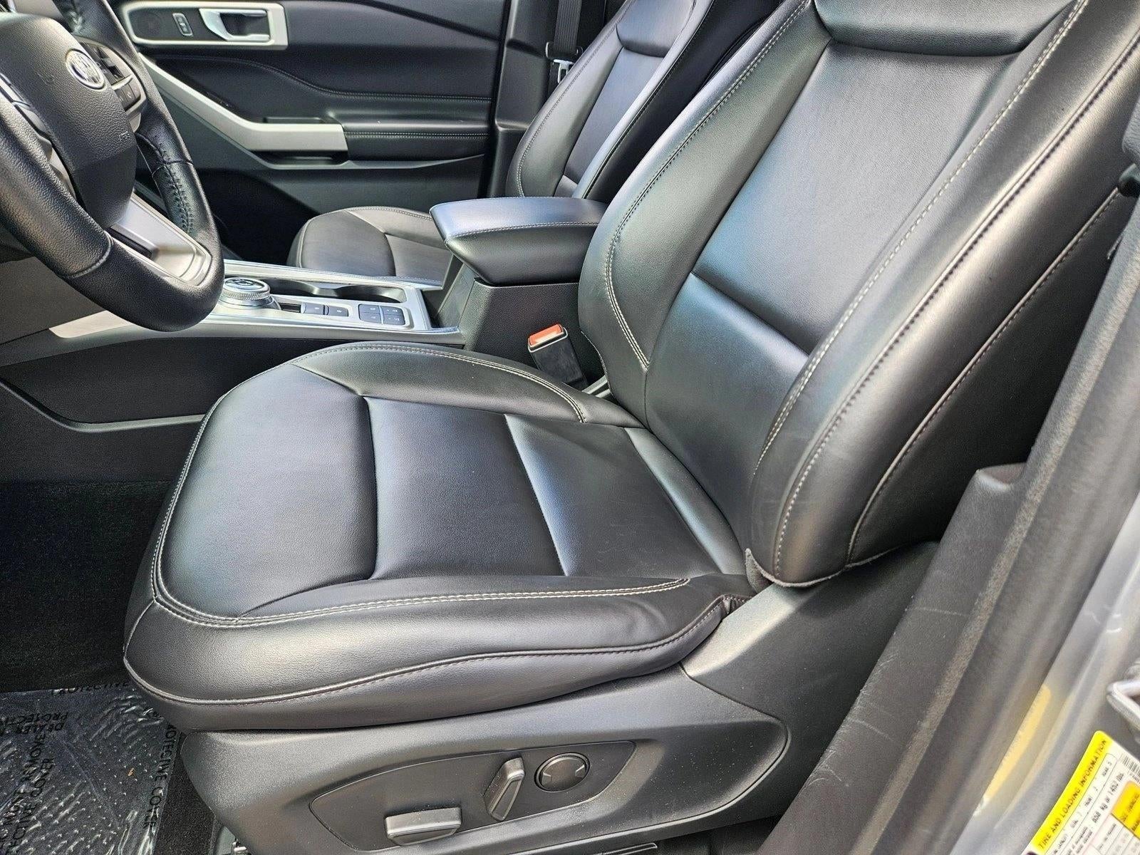 2023 Ford Explorer XLT RWD