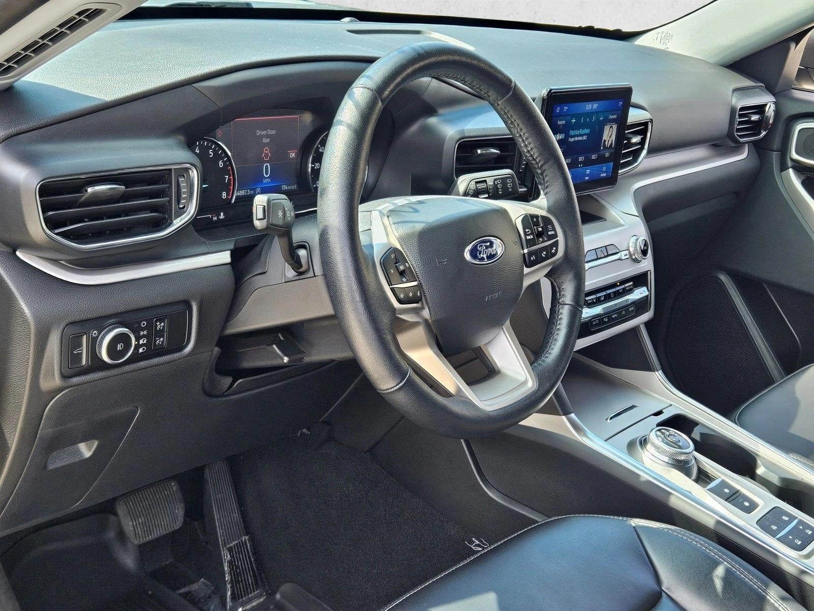 2023 Ford Explorer XLT RWD