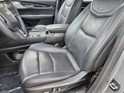 2023 Cadillac XT6 FWD 4dr Premium Luxury