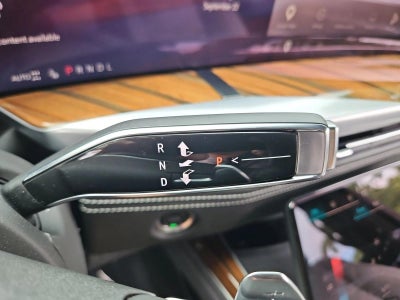 2025 Cadillac Escalade ESV 4WD Sport Platinum