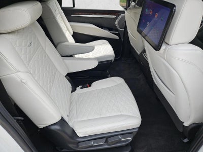2025 Cadillac Escalade ESV 4WD Sport Platinum