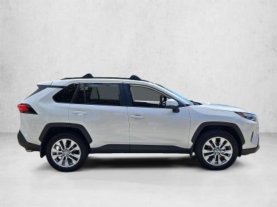 2025 Toyota RAV4 XLE Premium FWD (Natl)