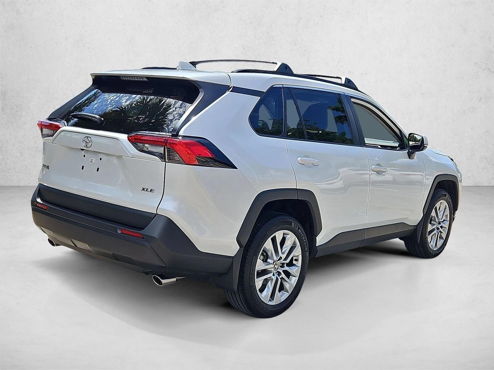 2025 Toyota RAV4 XLE Premium FWD (Natl)