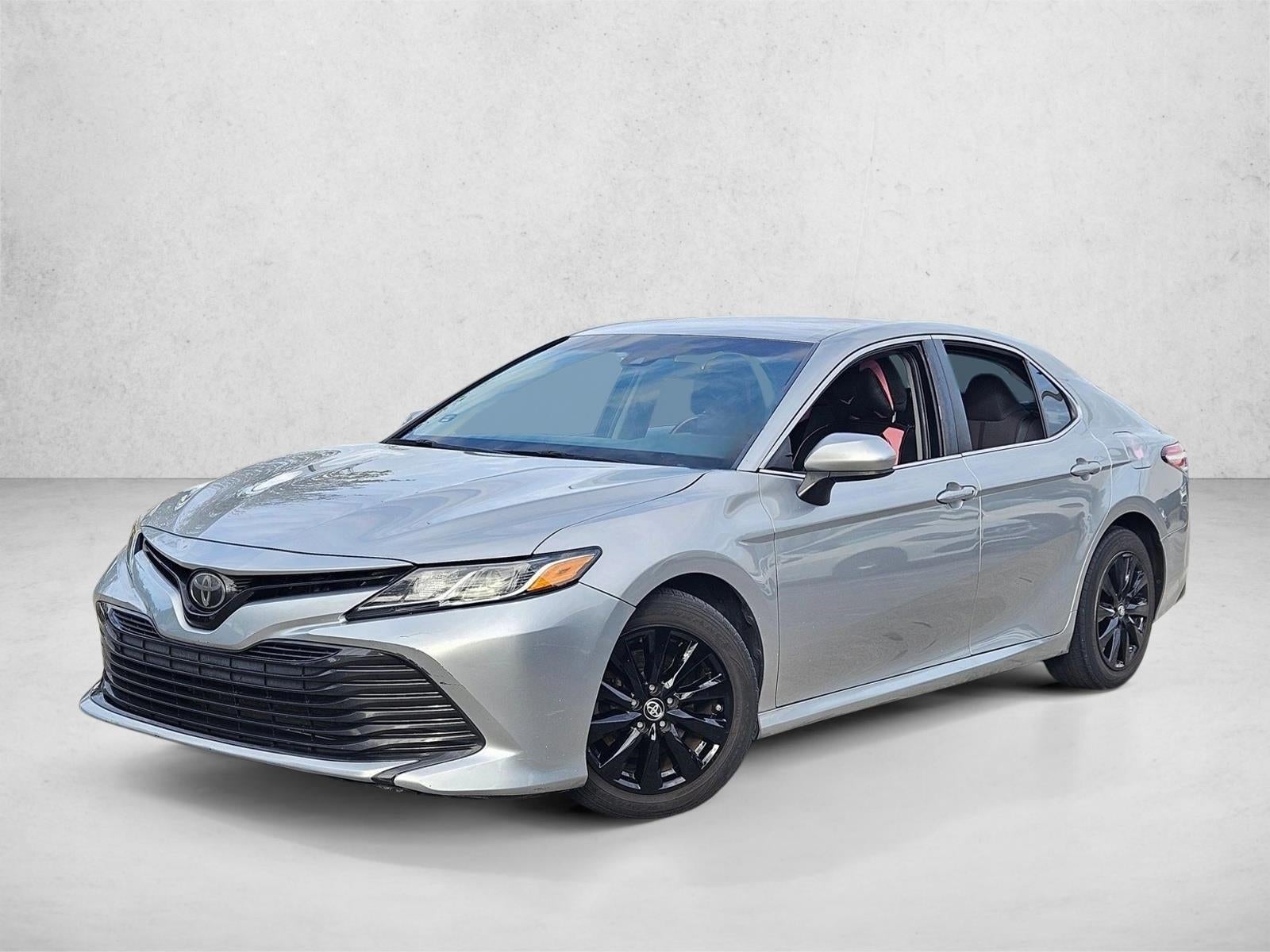 2018 Toyota Camry LE Auto (SE)