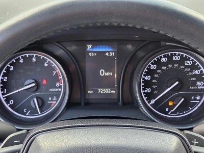 2023 Toyota Camry SE Auto (SE)