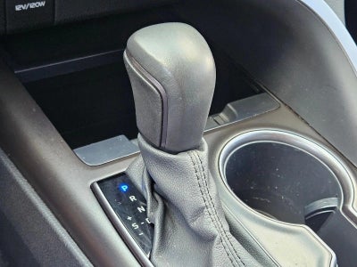 2023 Toyota Camry SE Auto (SE)
