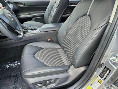 2023 Toyota Camry SE Auto (SE)