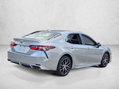 2023 Toyota Camry SE Auto (SE)