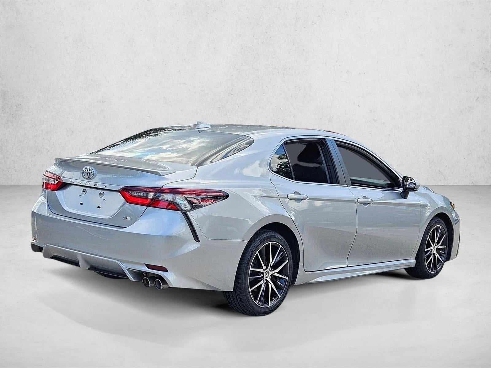 2023 Toyota Camry SE Auto (SE)