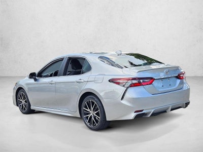 2023 Toyota Camry SE Auto (SE)