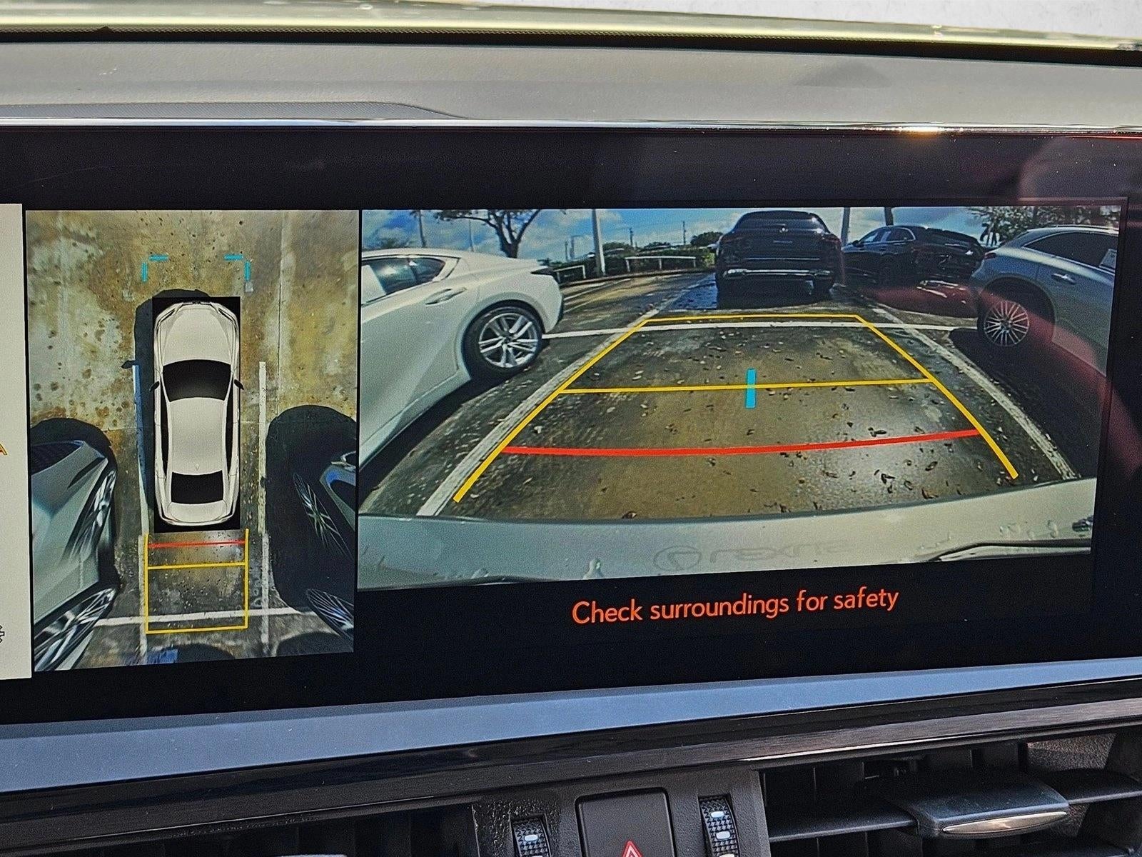 2023 Lexus ES 300h Ultra Luxury FWD