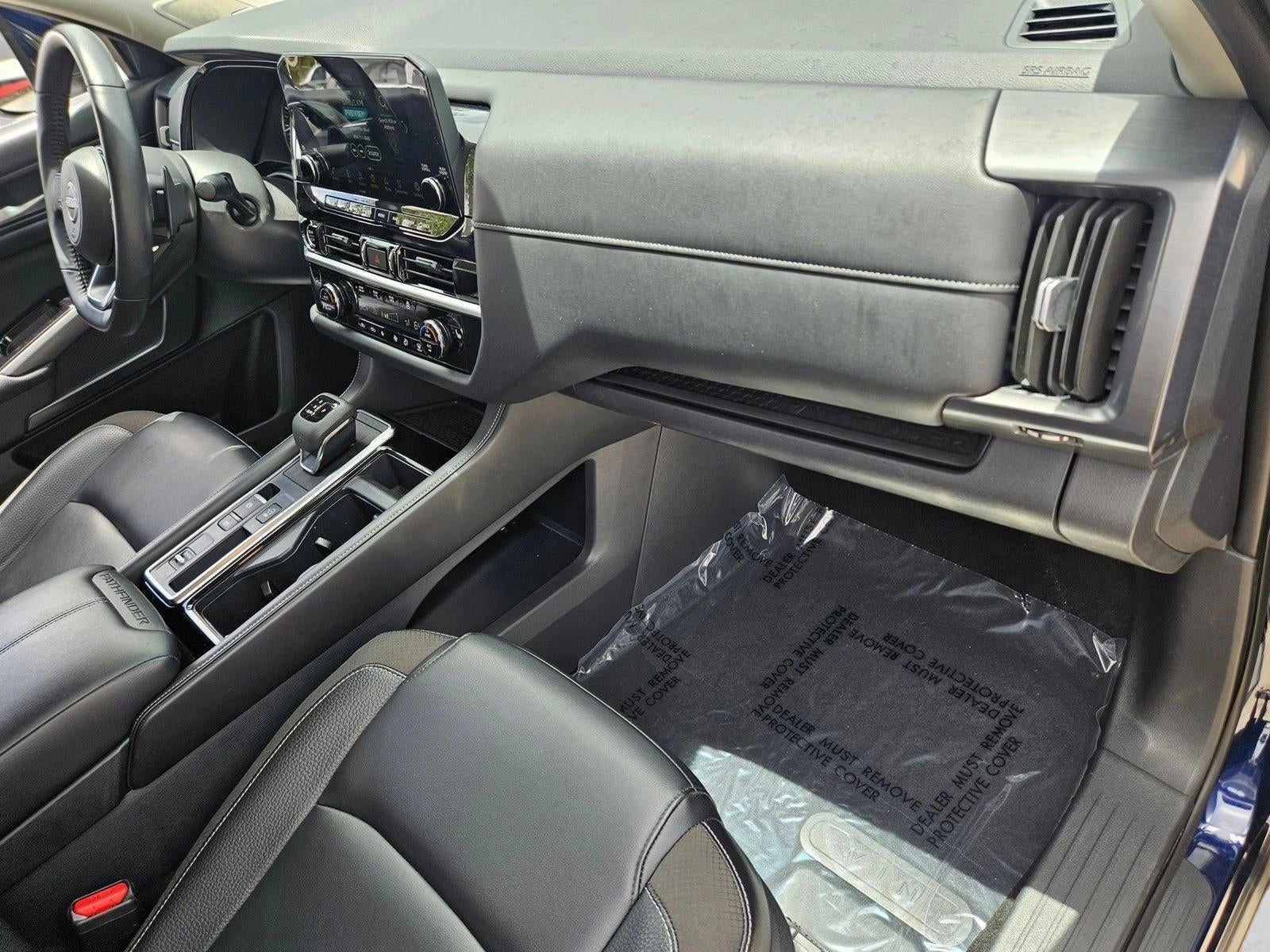 2024 Nissan Pathfinder SL 2WD