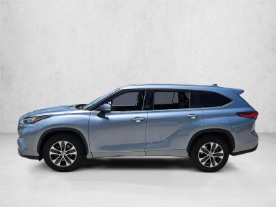 2020 Toyota Highlander XLE FWD (Natl)