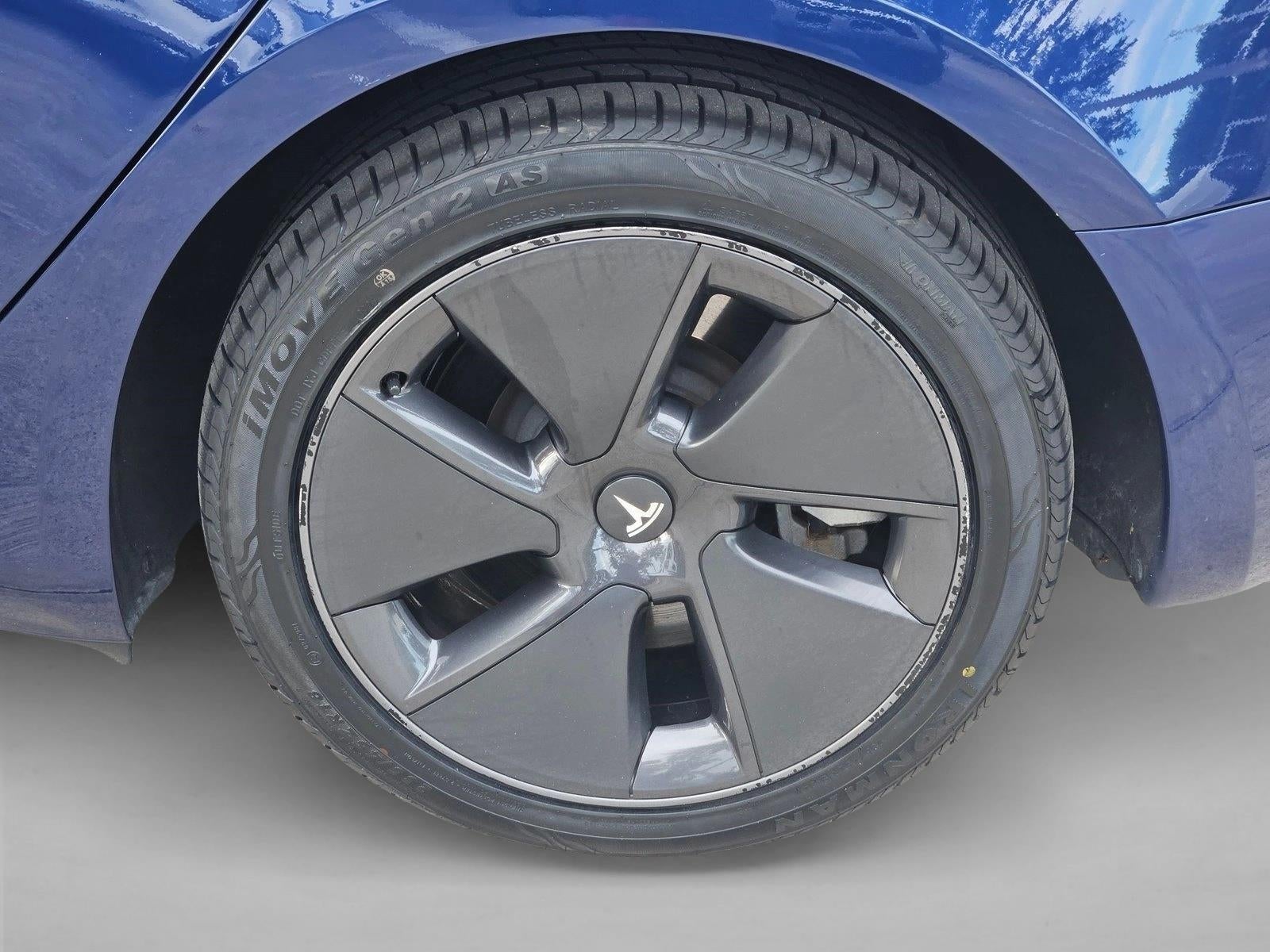 2023 Tesla Model 3 RWD