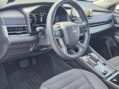 2023 Mitsubishi Outlander SE Special Edition FWD
