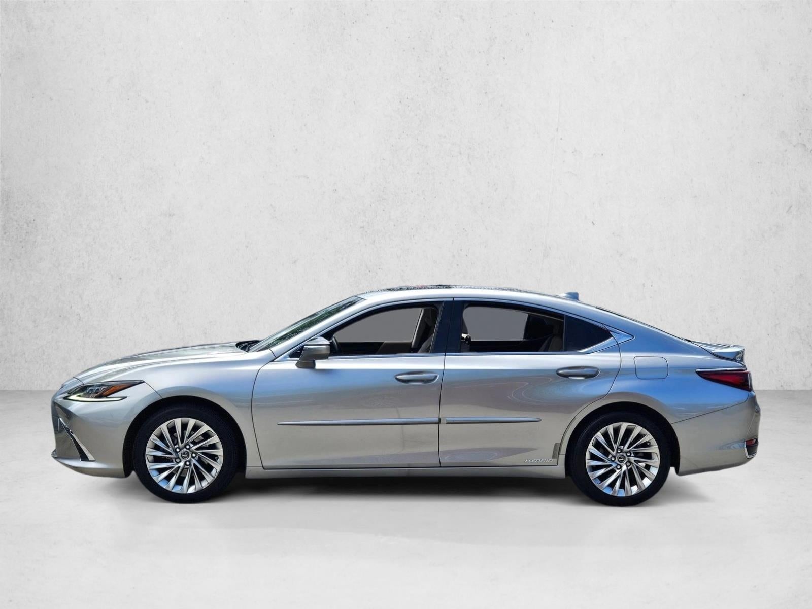 2019 Lexus ES 300h Luxury FWD