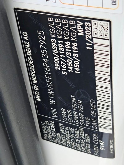 2023 Mercedes-Benz Metris Passenger Van Standard Roof 126" Wheelbase
