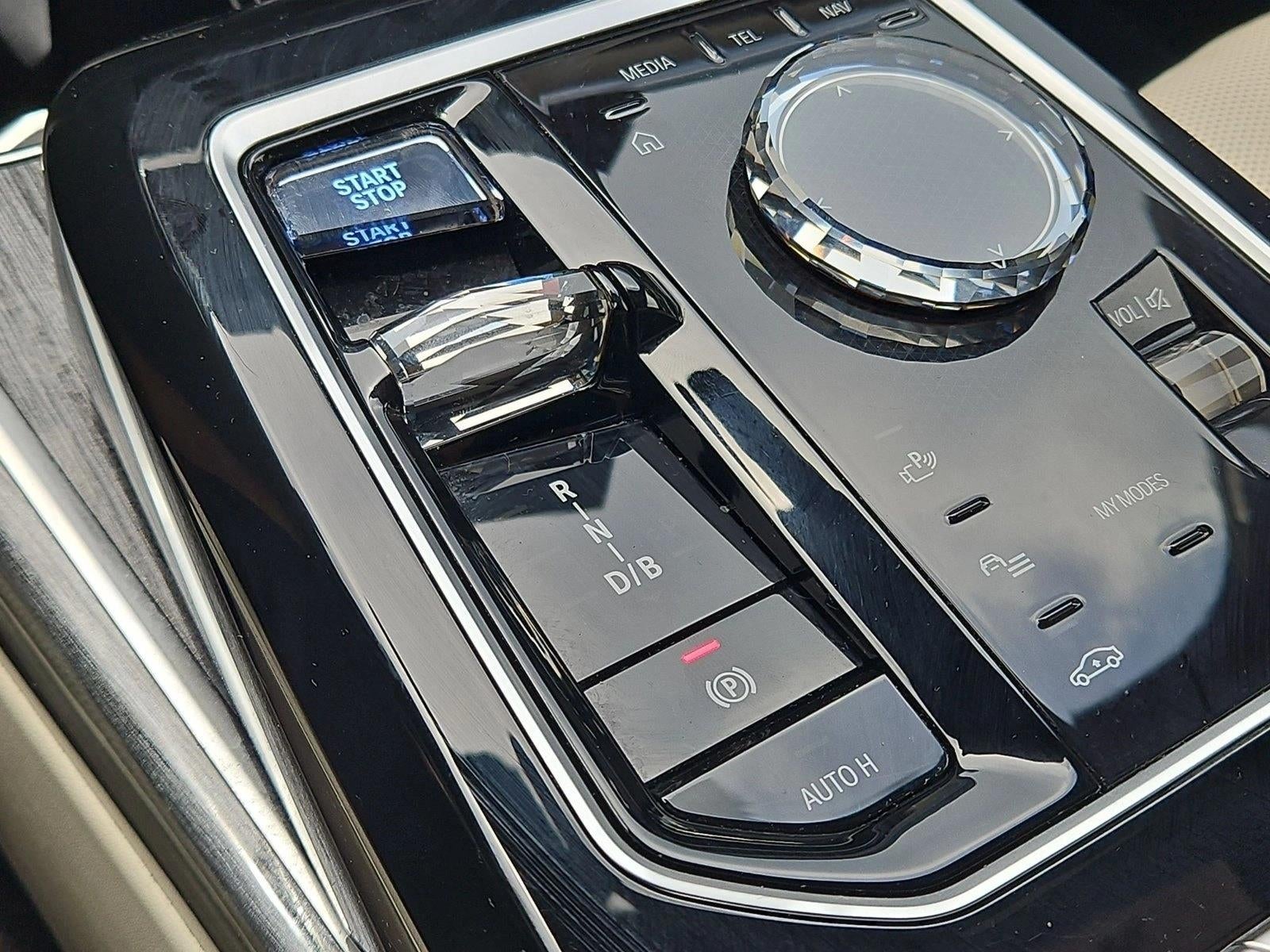 2024 BMW i7 xDrive60 Sedan