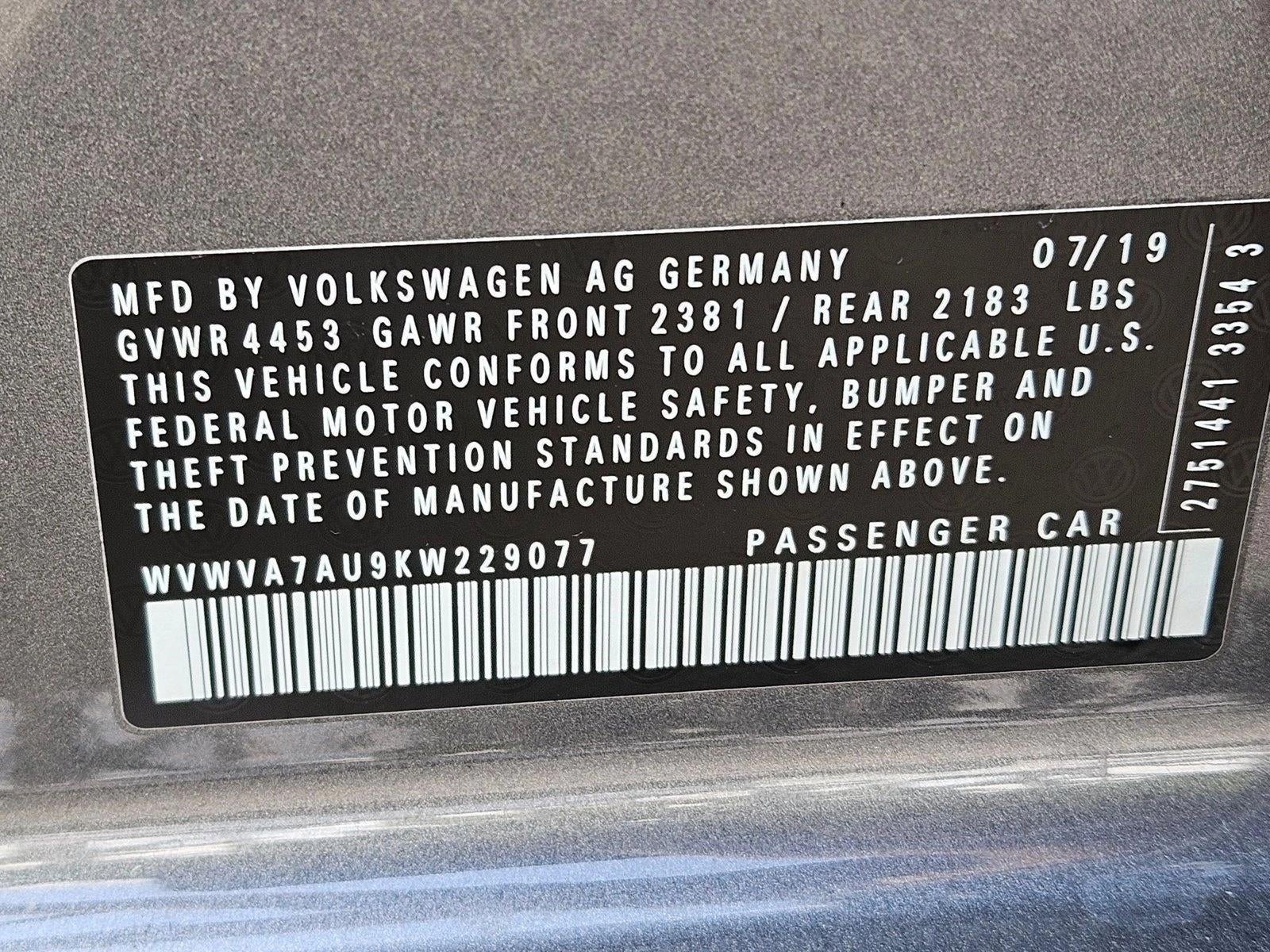 2019 Volkswagen Golf R 2.0T DSG w/DCC/Nav