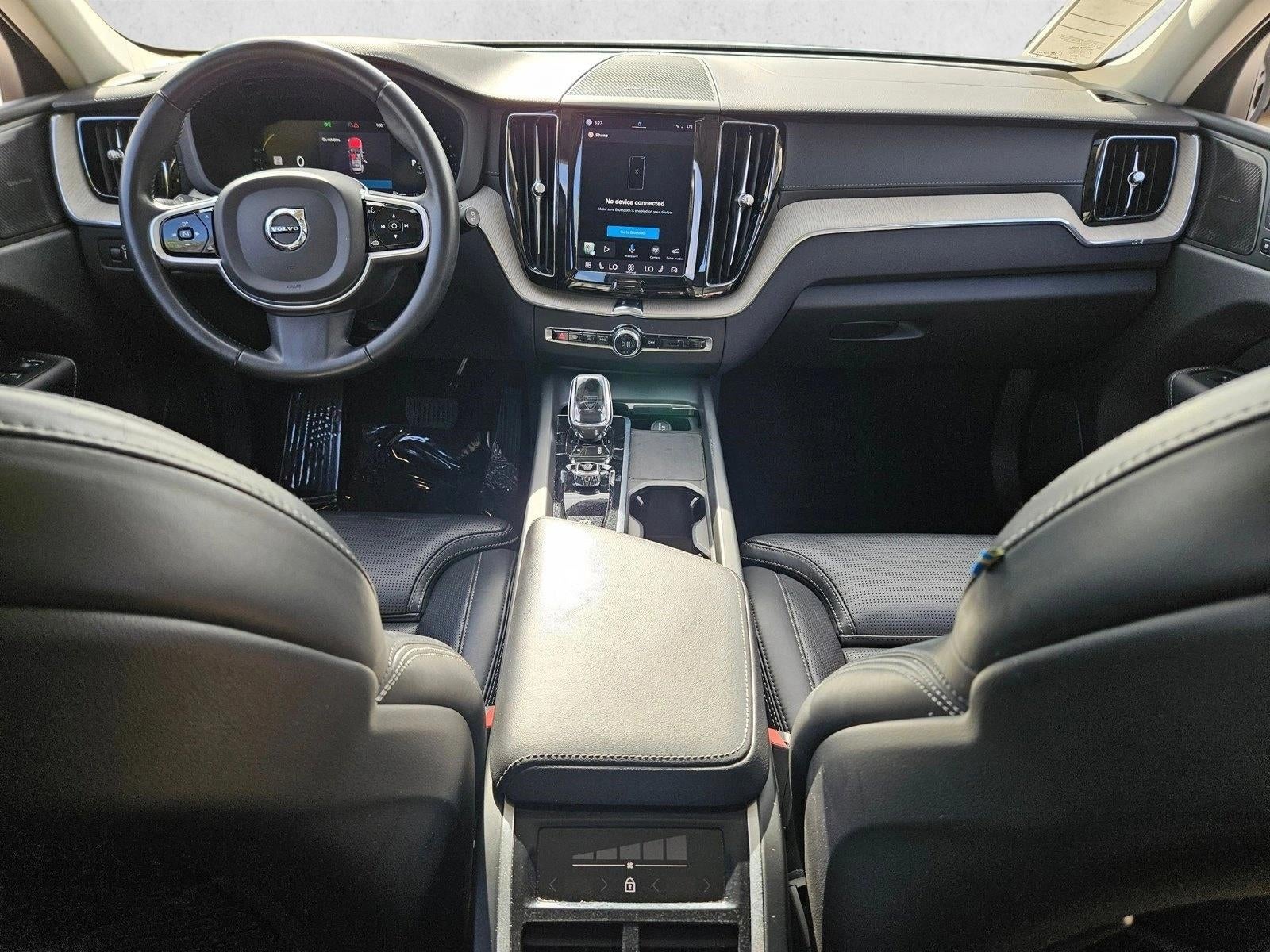 2022 Volvo XC60 B5 FWD Inscription