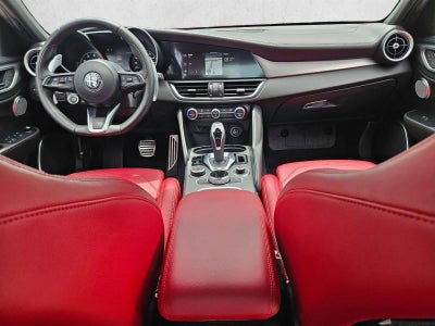 2023 Alfa Romeo Giulia Veloce RWD