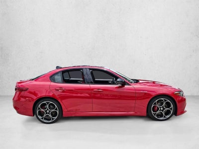2023 Alfa Romeo Giulia Veloce RWD