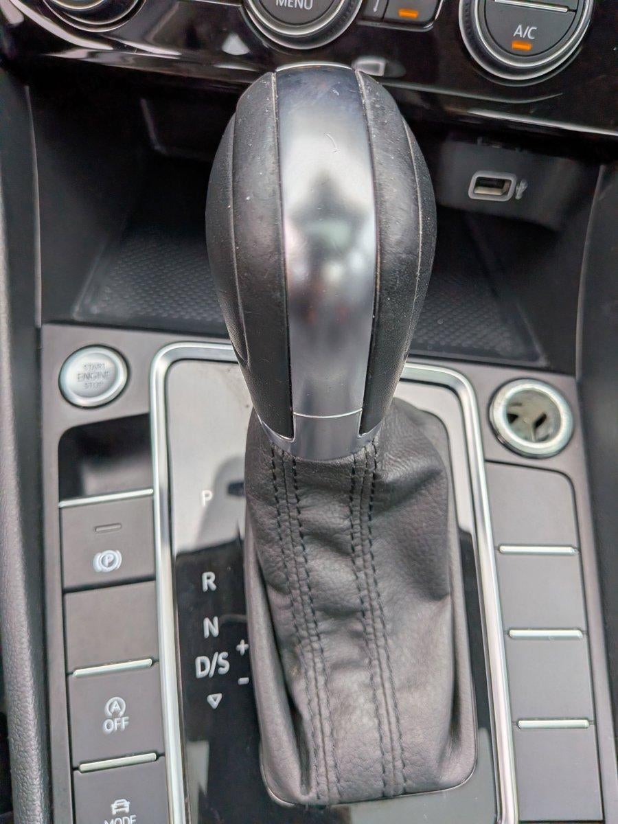 2019 Volkswagen Jetta SEL Premium Auto w/SULEV *Ltd Avail*