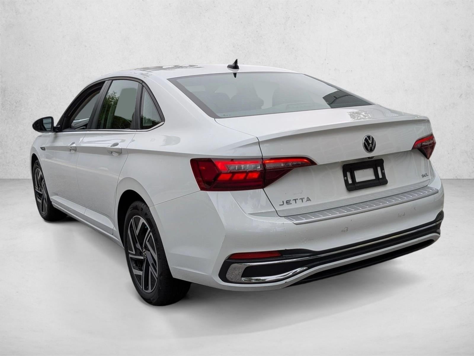 2024 Volkswagen Jetta SEL Auto