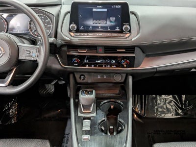 2024 Nissan Rogue FWD SV