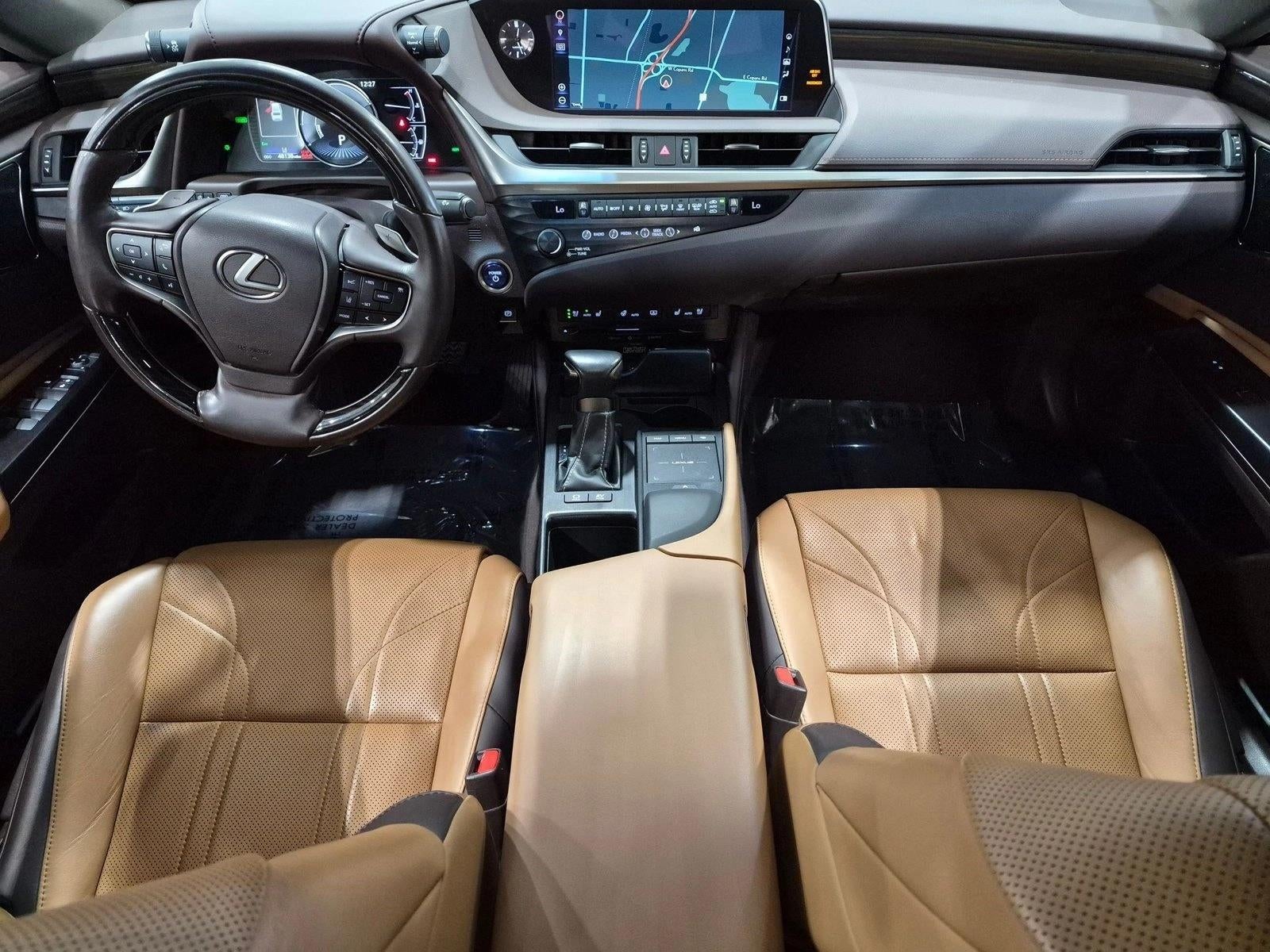 2019 Lexus ES 300h Luxury FWD