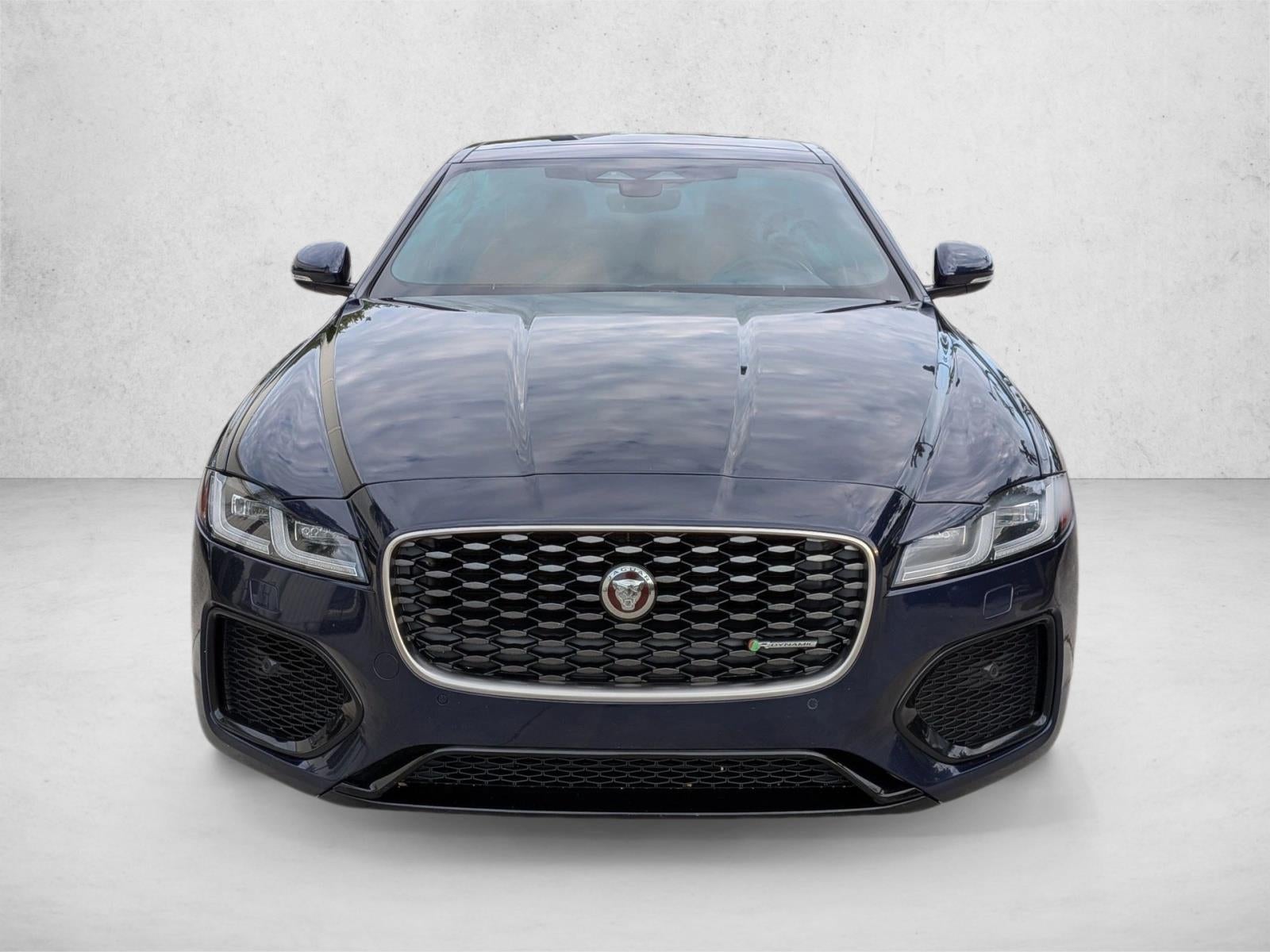 2022 Jaguar XF R-Dynamic SE Sedan AWD